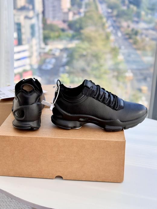 E家 户外运动休闲防滑减震轻便抓地跑步鞋 商品图4