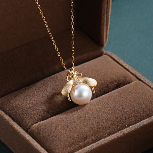 子佩集【蜜恋时光‌】银S925珍珠惜王妃套链项链【MLTL037】镀金蜜蜂2602 商品图0