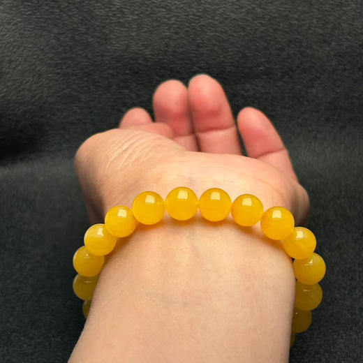 【青山特惠】9mm精品原矿俄料鸡油黄蜜蜡手串 9.1g，m59 商品图4