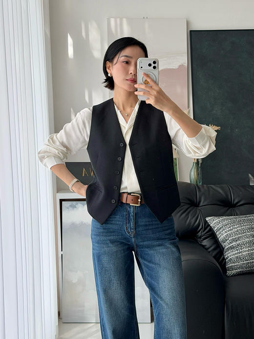 「工厂团购上新」100%羊毛 时尚通勤款 双色纽扣马甲2525 商品图3