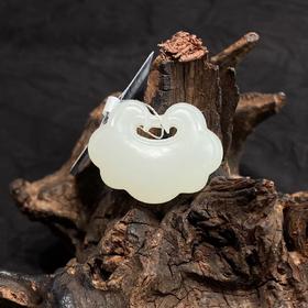 【快抱】【于田产和田玉白玉平安锁F27635 25*19】出证书，发货1~5天，48小时鉴赏期