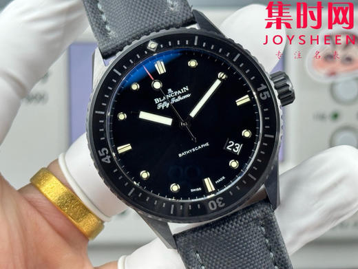 GF宝珀五十寻陶瓷系列 陶瓷壳 男士腕表——高科技缎面灰色陶瓷光泽亮丽、高硬度、不变色、不沾污、不易磨损 商品图3