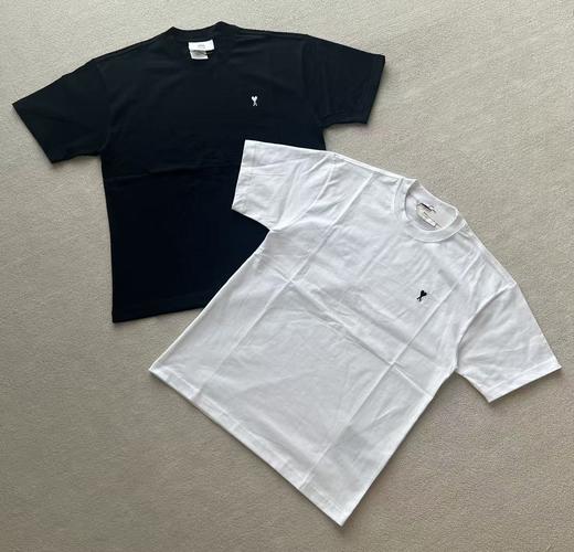 【a61】情侣经典休闲小黑标棉质夏日短袖T恤！！ 商品图1