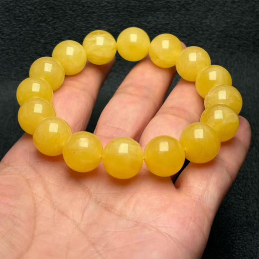 【青山特惠】13.5mm*16颗 精品原矿俄料鸡油黄蜜蜡单圈手串 22.6克 m105 商品图5