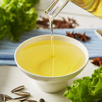 初萃 中粮葵花籽油5L+400mL 一级 物理压榨 充氮保鲜 食用油 /粮油调味 /食用油 /葵花籽油 商品图4