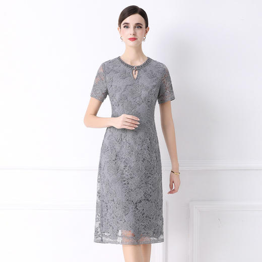 「高货deo」全新升级【铂金会员468/天猫629/差价161】(41922)洛诗琳重工手工钉珠连衣裙2026夏季优雅蕾丝通勤修身裙 商品图0