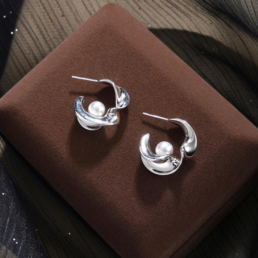 子佩集【光影魔法】银S925珍珠惜王妃耳钉【QJED011】弯钩半环2602 商品图0