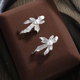 子佩集【花仙女】银S925珍珠惜王妃耳钉【QJED009】拉长花朵2602