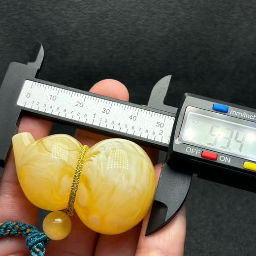 【青山特惠】精品原矿俄料白花蜜蜡葫芦吊坠 ,搭配纯手工编绳，27.68克 m326 商品图7