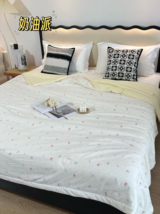 ☘️☘️宝子们，挖到宝啦！韩国🇰🇷色织皱皱纱夏被上新✨柔软又舒适，品质超绝，闭眼入🙈 【韩国🇰🇷秘境花园系列•空调夏被】细腻贴肤🥰透气不厚重😍 商品图7