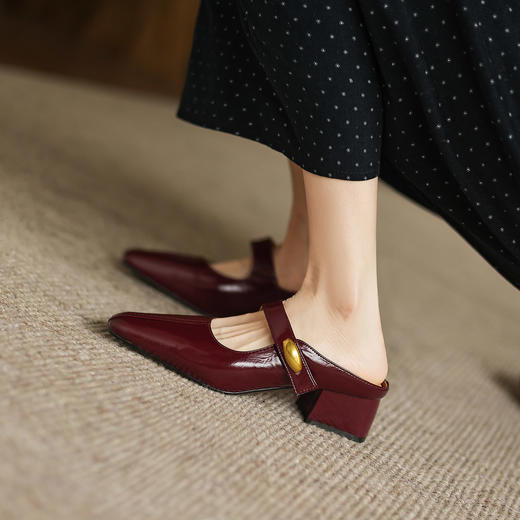 阿么手工女鞋粗跟一字带穆勒拖鞋夏季小方头复古风浅口包头拖4CM 商品图1