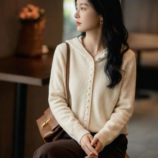 100 山羊绒慵懒风连帽针织开衫外套女CYR25032 商品图0