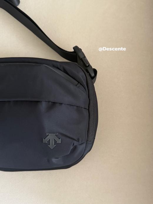 点此购买 迪桑特男女款斜肩挎包 qk 343711 商品图10