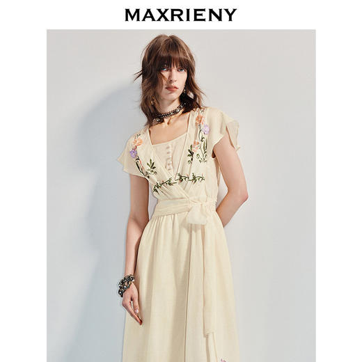 【杨超越同款】MAXRIENY优雅度假风连衣裙25夏款法式田园系带长裙(货号:MC86DR058) 商品图1