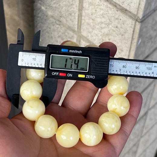 【青山特惠】17.4mm*13颗 精品原矿俄料 满蜡白花圆珠蜜蜡手串，37.17g m256 商品图4