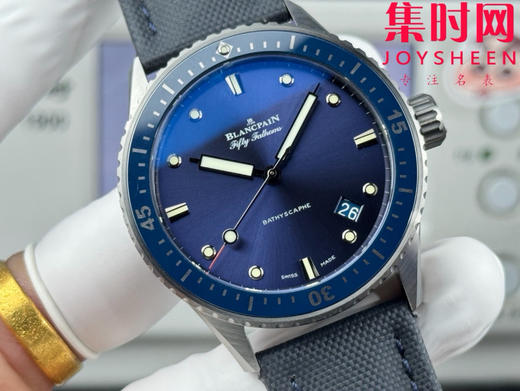 GF宝珀五十寻陶瓷系列 陶瓷壳 男士腕表——高科技缎面灰色陶瓷光泽亮丽、高硬度、不变色、不沾污、不易磨损 商品图3