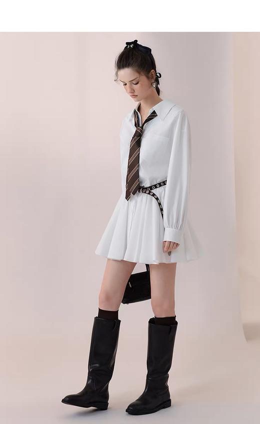 4楼AIVEI白色蝴蝶结连衣裙，吊牌价1380，折后价1242 商品图2