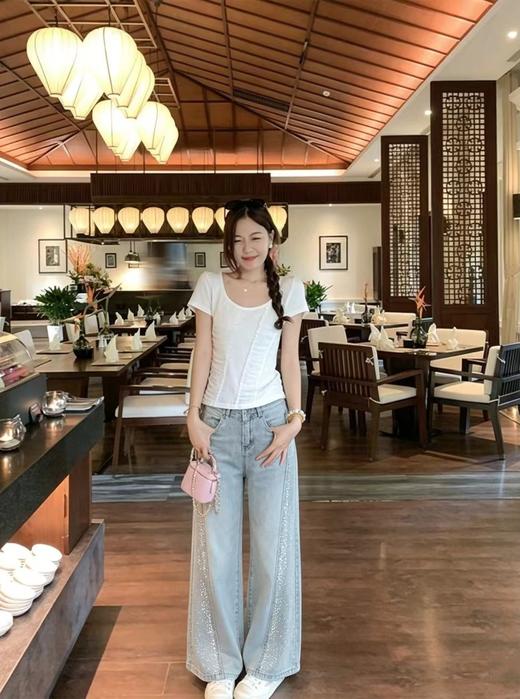 <曾小咸推荐>  烫钻牛仔阔腿裤 日常159！！ 活动价109！！【预售款，预计3-15天发货】 商品图1