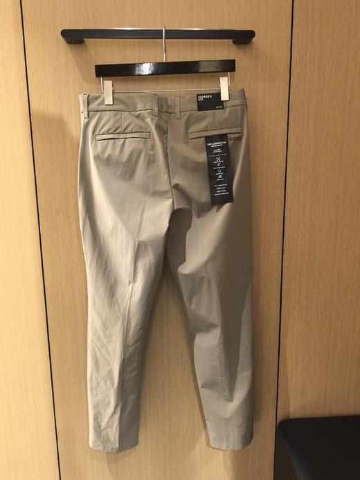 HUGO BOSS 长裤男  50561301-334 . 商品图1