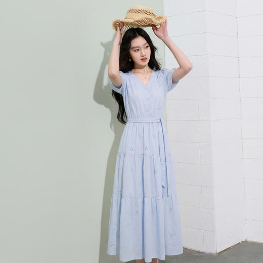 【100棉】三彩2026夏季新款法式绣花连衣裙短袖度假A字裙长裙S 商品图3