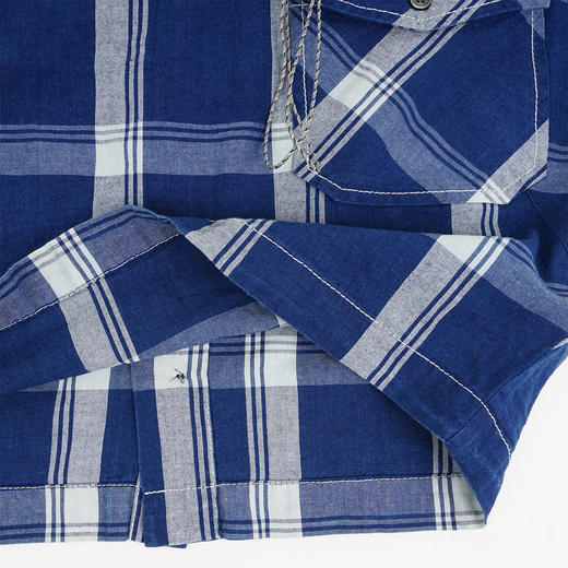 and wander indigo check pullover 女装透气抗皱机能性短袖上衣 商品图3