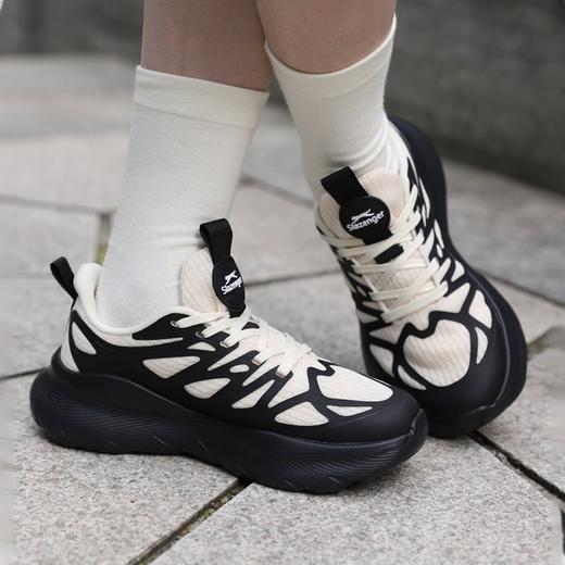 【好货清仓 4CM+柔软厚底 暴走不累 透气不闷脚】Slazenger情侣款轻奢运动跑鞋 商品图10