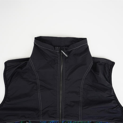 and wander printed wind vest 艺术家合作系列超轻量机能性马甲 商品图2