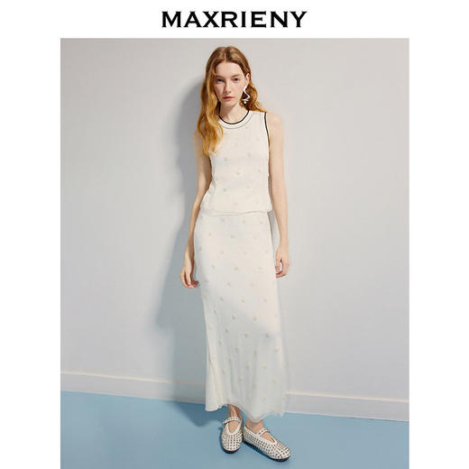 【商场同款】MAXRIENY精致日常感黑白撞色边直身毛衫25夏款气质感(货号:MC86SW258) 商品图1