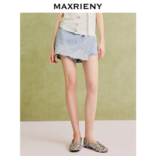 【商场同款】MAXRIENY精致复古浅蓝牛仔裤裙25夏蕾丝拼接叠褶裙裤(货号:MC86PA022) 商品图2