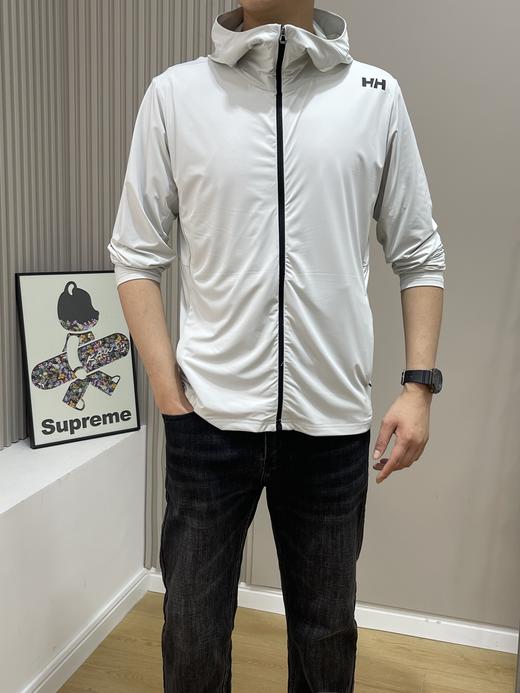 点此购买 海丽汉森夏季男士UPF100+防晒凉感户外追光防晒衣 qk 343695 商品图8
