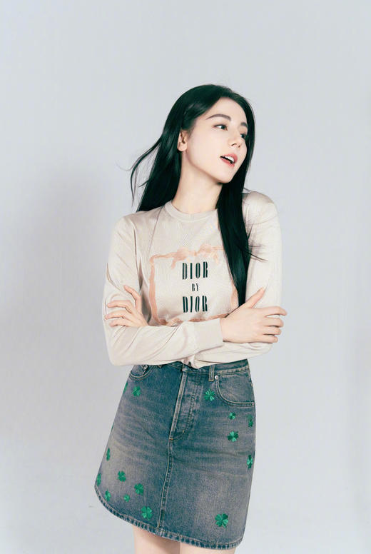 迪奥 四叶草刺绣牛仔半裙 （MM） 商品图7