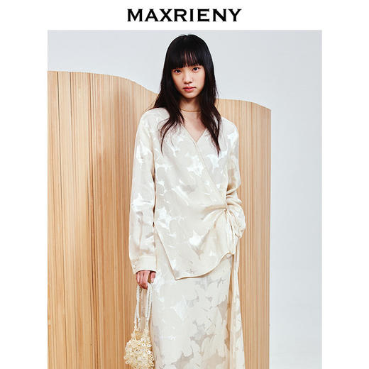 【商场同款-春游记】MAXRIENY不对称门襟淡人穿搭绑带上衣女25春(货号:MC86TP050) 商品图2