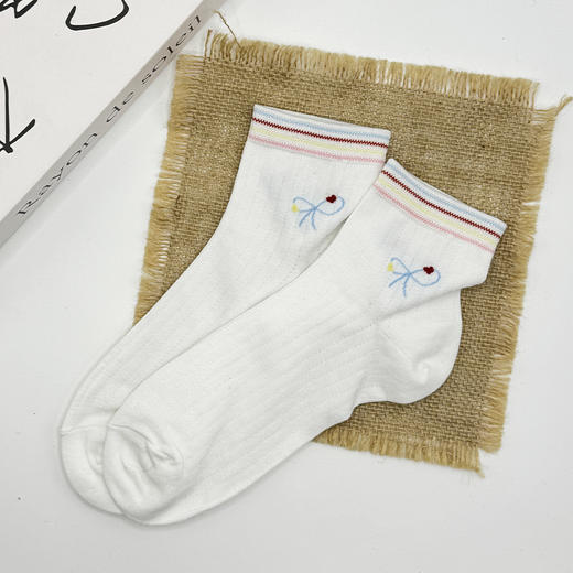 基础-简约彩虹白色女袜中筒-纪念日百货门店同款170843211 商品图3