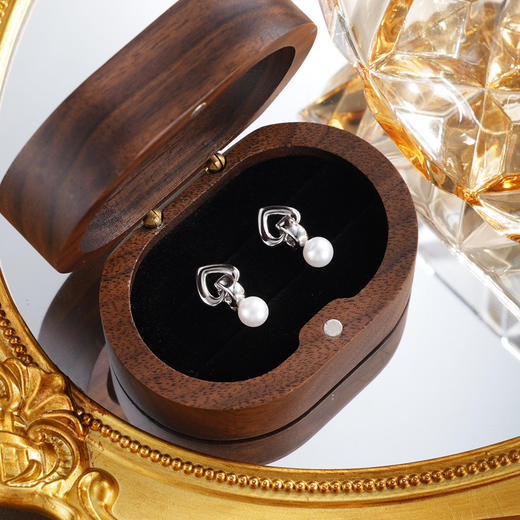 子佩集【怦然珍爱】银S925珍珠惜王妃耳钉【QJED015】双色爱心可打开2602 商品图2