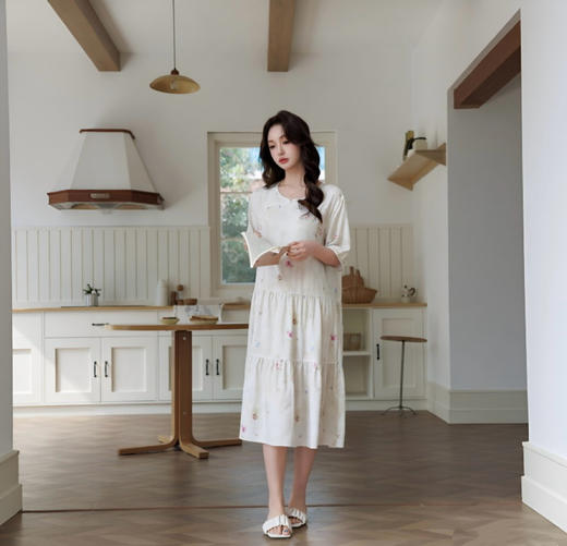 【Z'XIAN 国风流光天丝睡裙】均码80-140斤可穿，五色可选，甄选莱赛尔天丝+粘纤材质，国风设计，舒适透气，优雅美丽，仙气飘飘！ 商品图12