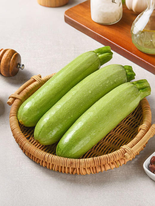 MM 山姆 翠绿西葫芦 1kg 商品图1