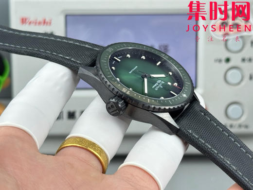 GF宝珀五十寻陶瓷系列 陶瓷壳 男士腕表——高科技缎面灰色陶瓷光泽亮丽、高硬度、不变色、不沾污、不易磨损 商品图5