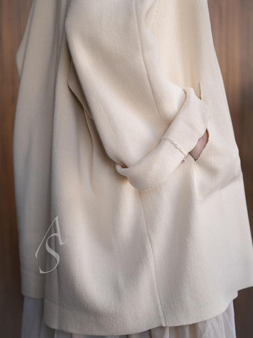 Boboutic 26SS 奶油/米褐格纹绢丝针织廓形夹克 商品图8