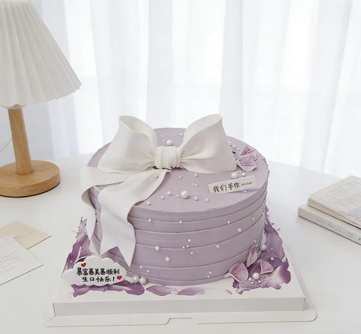 女神节/富女节白色蝴蝶结蛋糕-低糖处理无添加 商品图1