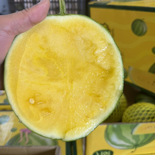 冰淇淋西瓜 黄肉 🍉 甜度好 脆口 约3-3.3上下 12.8/个 商品图1