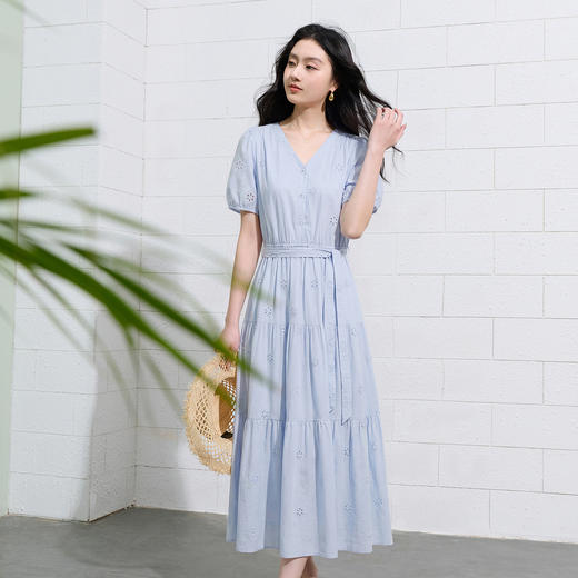 【100棉】三彩2026夏季新款法式绣花连衣裙短袖度假A字裙长裙S 商品图2