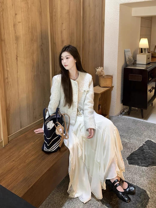 会跳舞的蕾丝蛋糕芊芊显瘦松紧腰半裙 商品图5