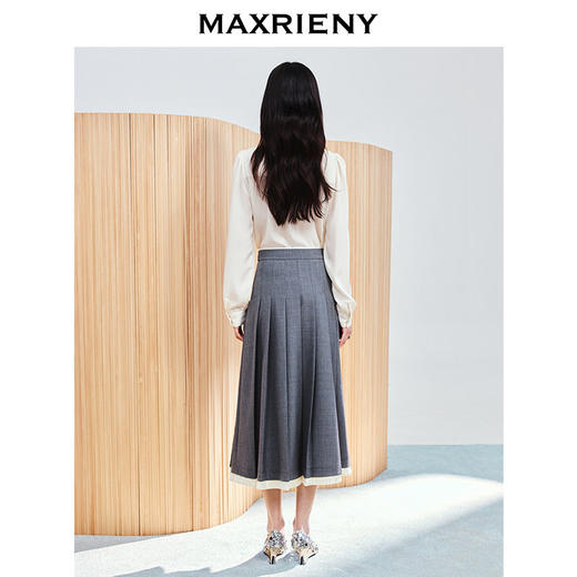 【商场同款-小雏菊系列】MAXRIENY精致复古感少女百褶西装半裙(货号:MC86SK033) 商品图3