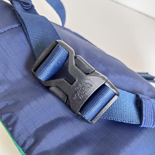 点此购买 北面男女款登山斜挎包运动腰包 qk 343704 商品图8