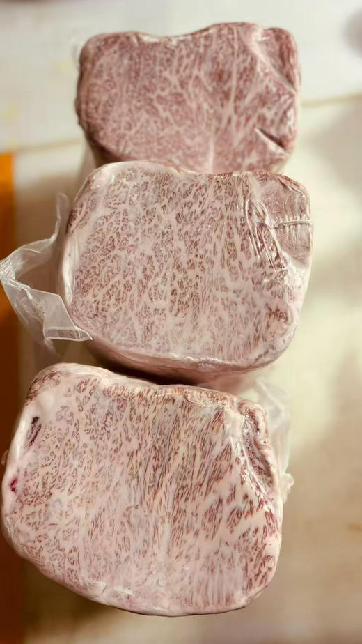 和牛A5+，由俭入奢易由奢入俭难，吃过这个其他牛排都是浮云，慎重考虑再下单 商品图0