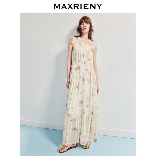【商场同款】MAXRIENY优雅度假风连衣裙25夏款立体花装饰缩褶长裙(货号:MC86DR283) 商品图1