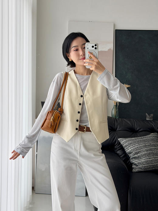 「工厂团购上新」100%羊毛 时尚通勤款 双色纽扣马甲2525 商品图1