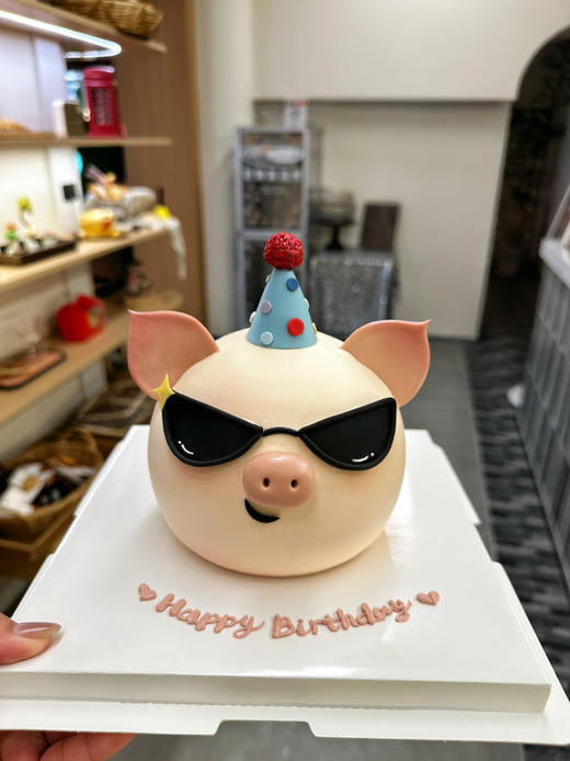 猪猪侠，小尺寸异形定制蛋糕，5英寸，5人内 商品图1