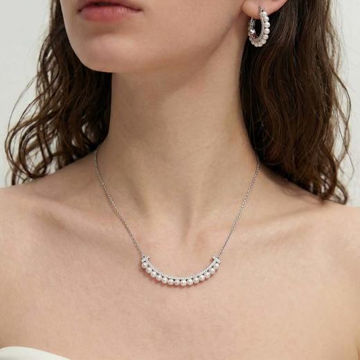 Manreya"微笑曲线"淡水珍珠项链项链&耳钉&耳环，材质：淡水珍珠，铜镀金 商品图7