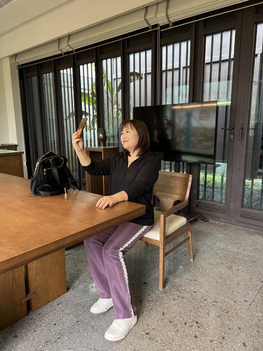【群内福利】【休闲裤】显瘦减龄遮肉，千千叶面料压褶 柔滑透气的面料，让皮肤可以轻松“呼吸” 商品图9
